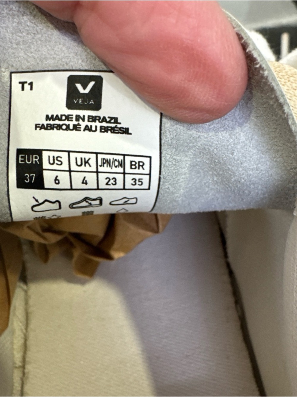 Veja Kids Sneakers in Beige, White and Navy - Picture 8 of 8